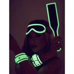 Fetish Bondage Sæt – Glow in The Dark