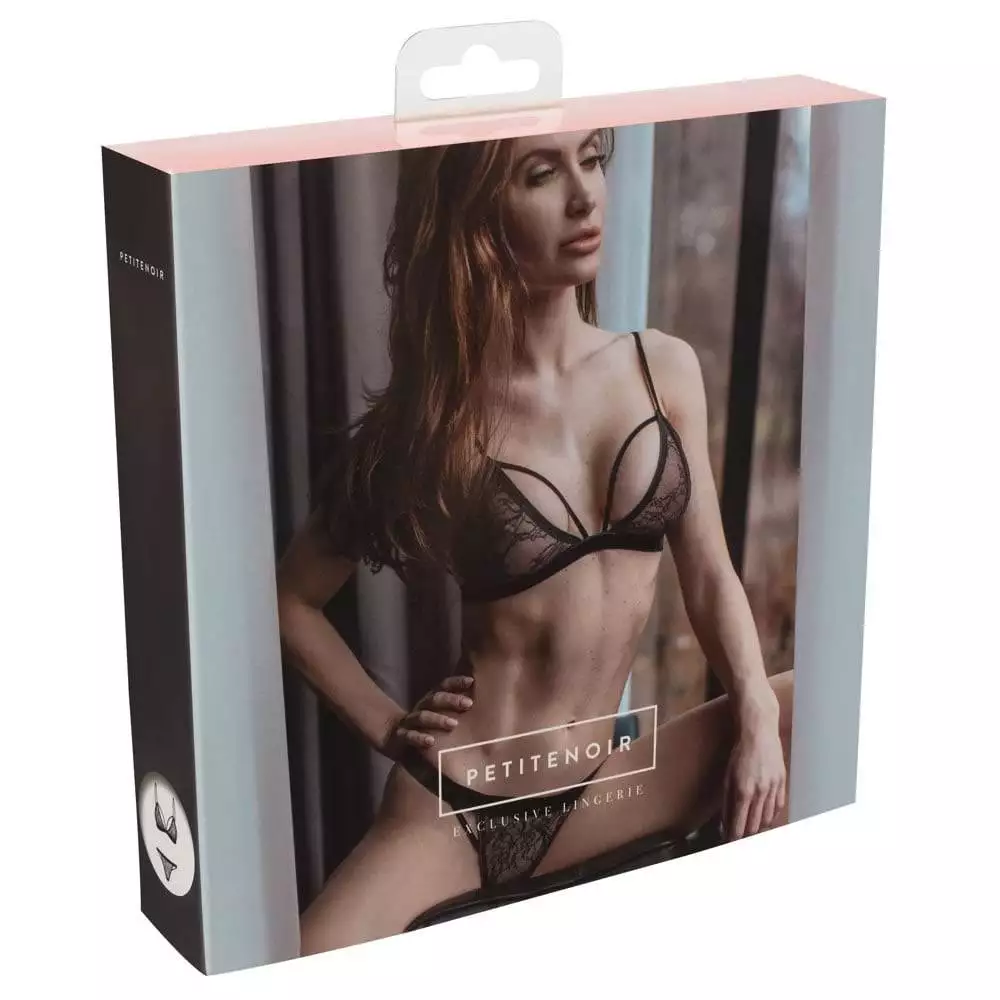 PetiteNoir BH & Trusse af BlonderXL